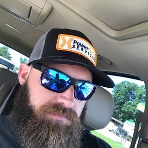 Meet your Posher, Eric